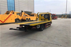 岳阳楼非事故拖车