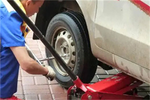 岳阳楼附近拖车24小时服务热线电话