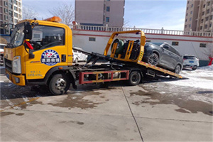 岳阳楼救援拖车费用怎么算