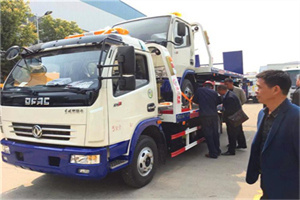 岳阳楼汽车道路救援拖车价格